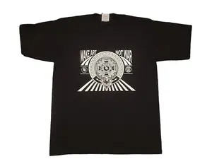 t-shirt P short sleeve make art not war