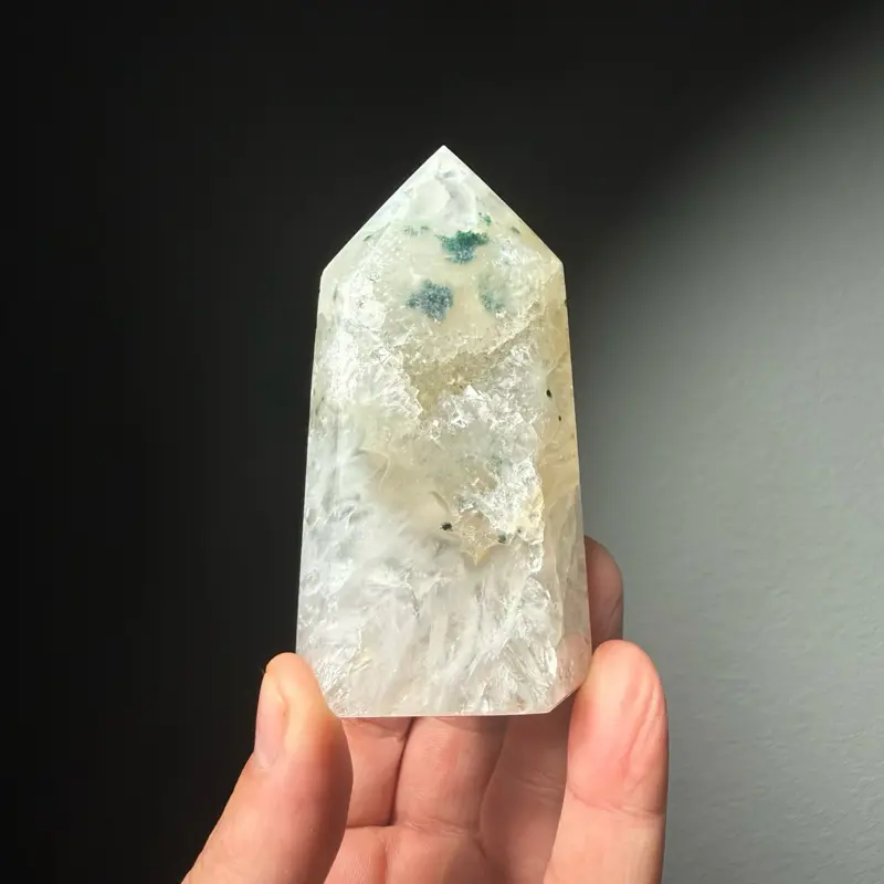 Brazilian Druzy Agate Tower – Natural Crystal Point with Green Mineral Inclusions & Sparkling Druzy