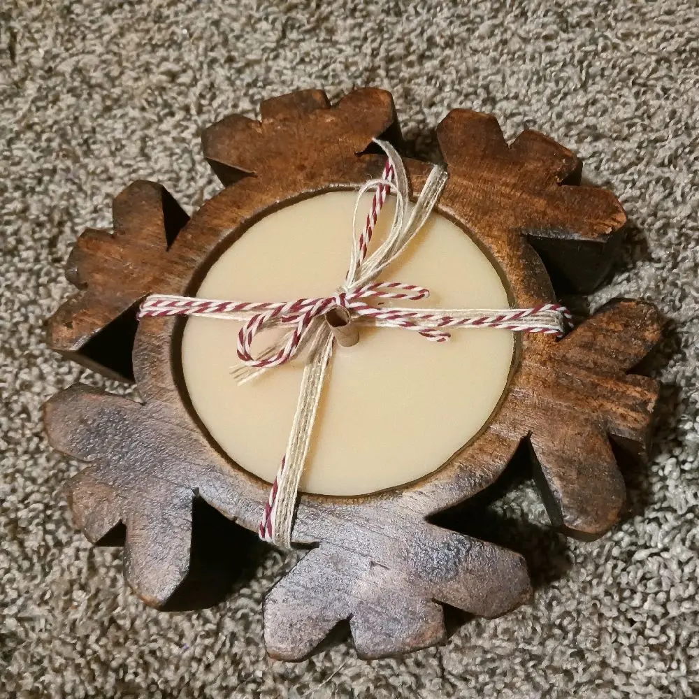 Hand carved wooden snowflake vanilla scented candle Soy wax