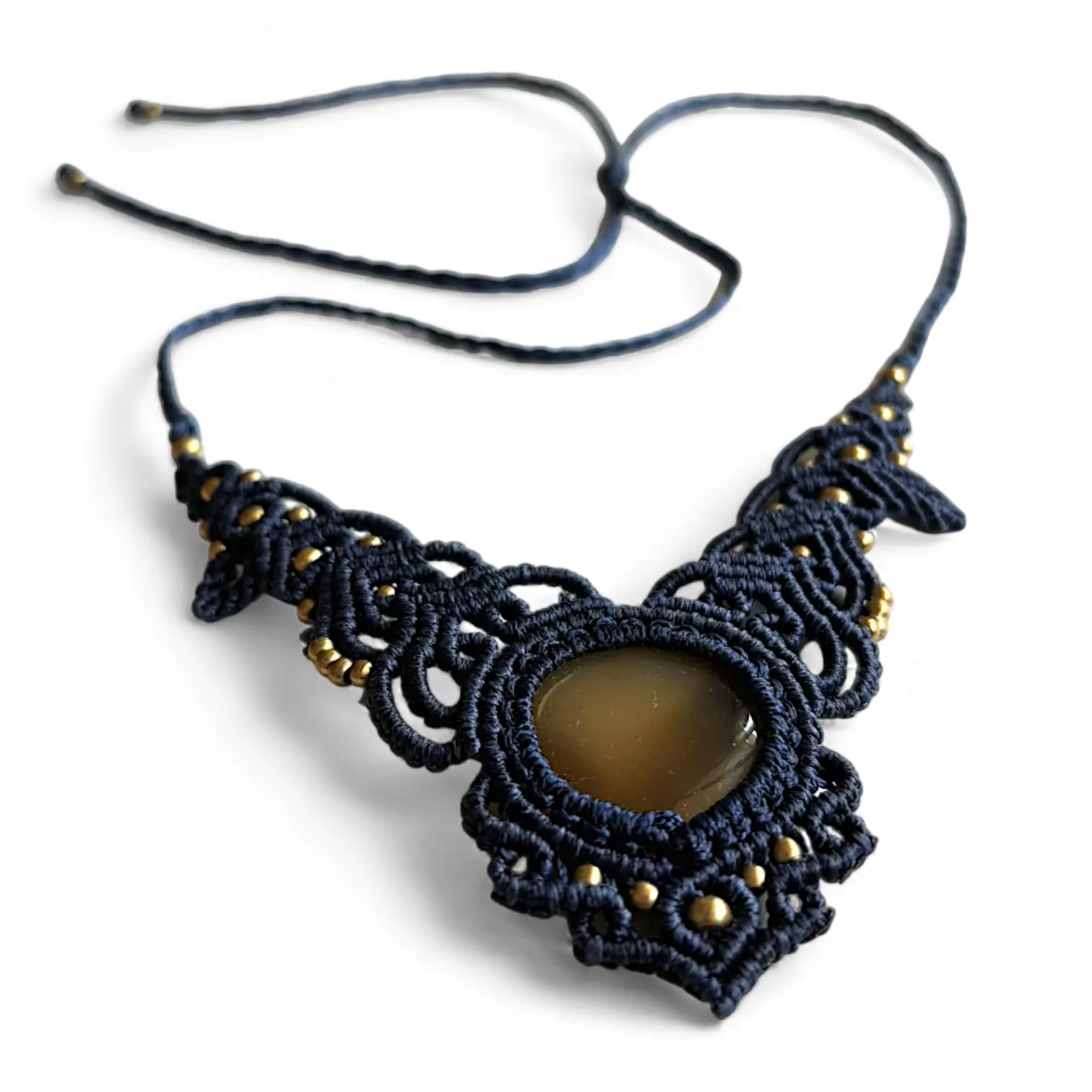 Carnelian Handmade Macrame Necklace for Women | Adjustable Healing Crystal Pendant | Handcrafted Bohemian Macramé Jewelry with Ethically Sourced Gemstones | Women's Traditional Ethnic Jewelry