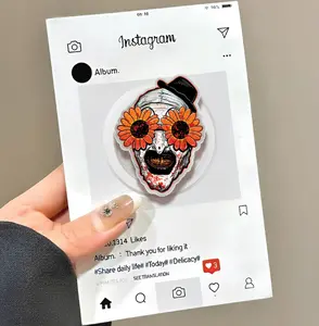Terrified Clown with Flower Magnetic Phone Grip, Horror Aesthetic Phone Holder, Horror Flower Face Phone Stand, Gothic Creepy Phone Stand, Halloween Gift