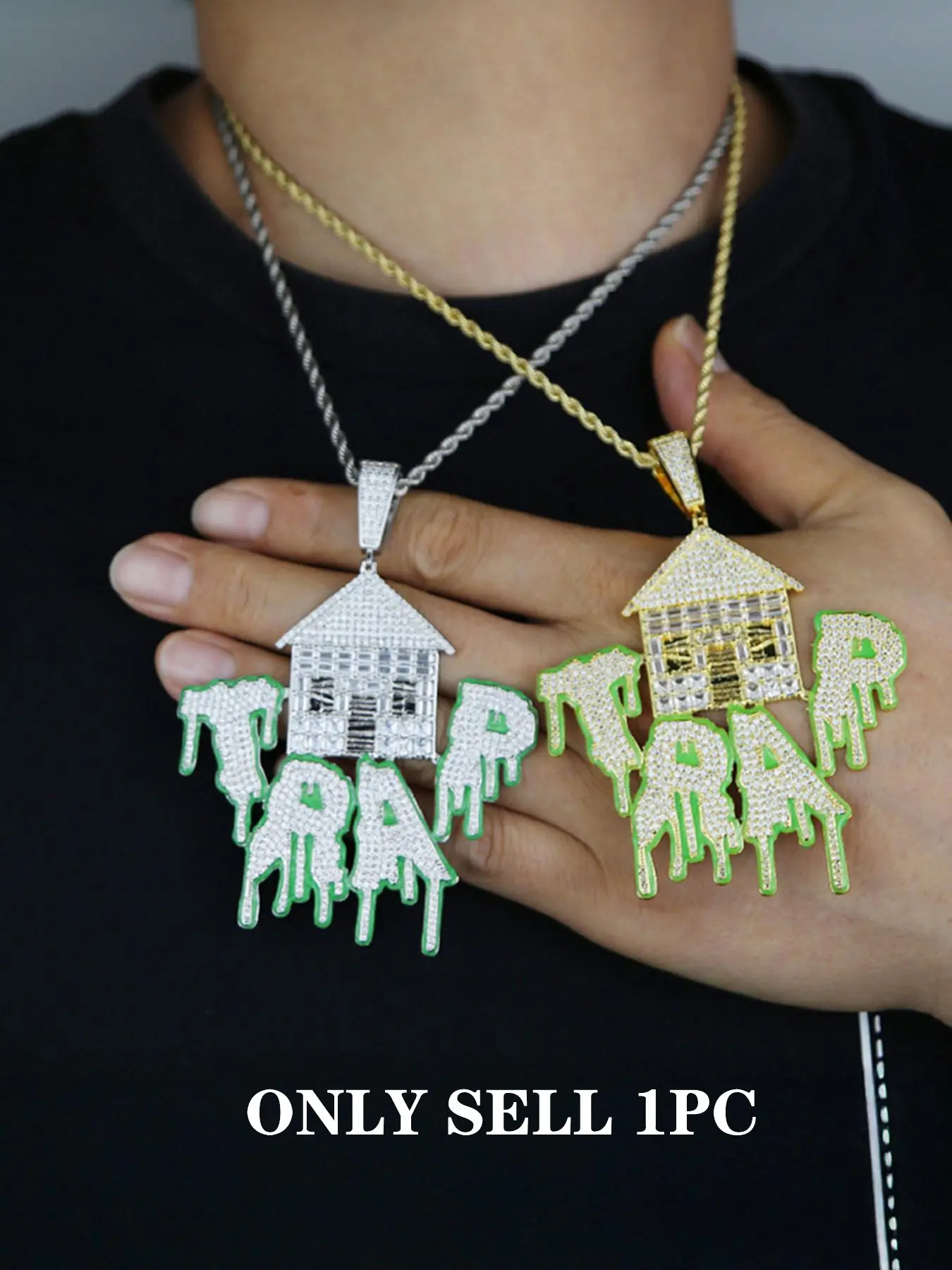 1PC ICED CHICS Halloween, luminous house pendant, green-glowing accessory, horror, haunted house, copper inlaid zircon material, festival, gift