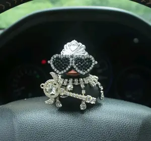 Queen'S Scepter Duck Design Car Ornament, Car Decoration, Color Matching, Essential for Car Center Console, Casual Court Style Duck Car Accessories, Car Interior Decoration, Motorcycle And Bicycle Decoration