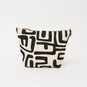 Jumbo Convertible Pouch - Black Kuba