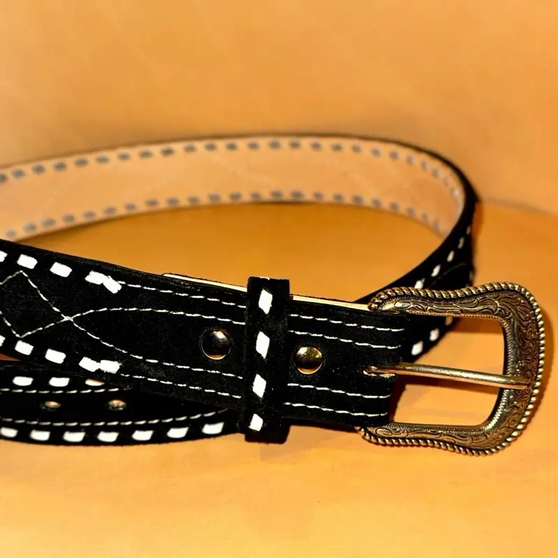Buckstitched suede gunslinger belt!! Buckstitched suede gunslinger belt!!
