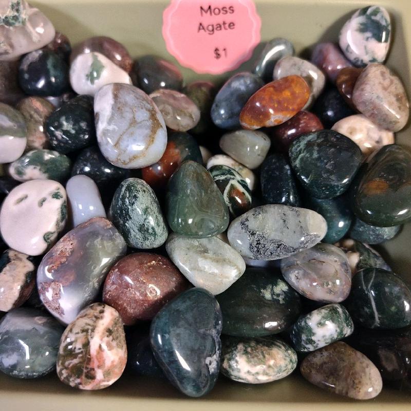 Moss Agate Tumble- Natural Gemstone for Decor and Healing