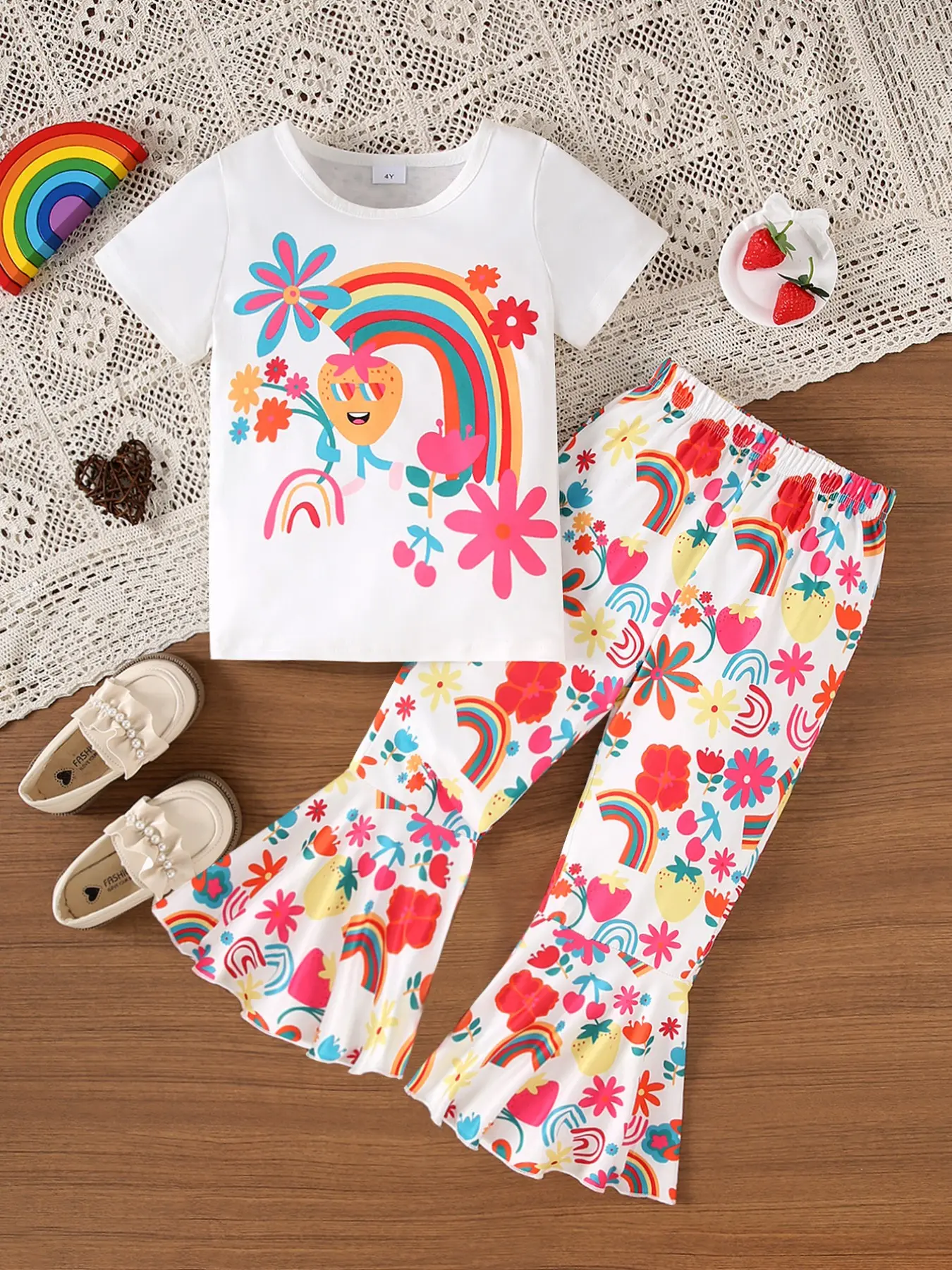 Girls' Breathable Two-Piece Summer Set, Toddler Daily Wear, Clothes Kids, Rainbow Strawberry Flower Print Short Sleeve T-Shirt & Bell Pants, Cute Cartoon Style, Floral Print Set, Matching Outfits Set, Summer Clothes Set