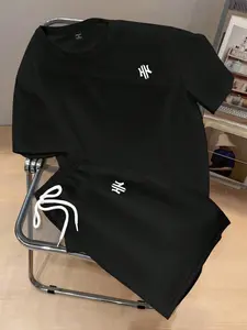 Breathable Quick-Dry Men's Sports Set Minimalist White Drawstring Daily Commute Running Outfit