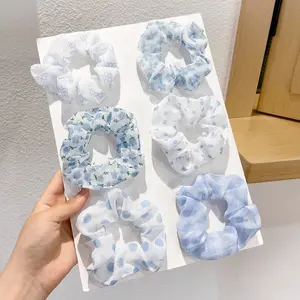 Simple and stylish INS-style polka dot hair tie, summer scrunchie for women, high-quality and fashionable hair elastic band.