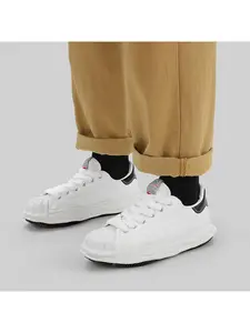 Personalized design versatile unisex trendy shoes boldly break the traditional fixed aesthetic framework, unique round contour adds memorable highlights to outfits, suits crowds pursuing individuality and creates non-repetitive daily looks according to pe