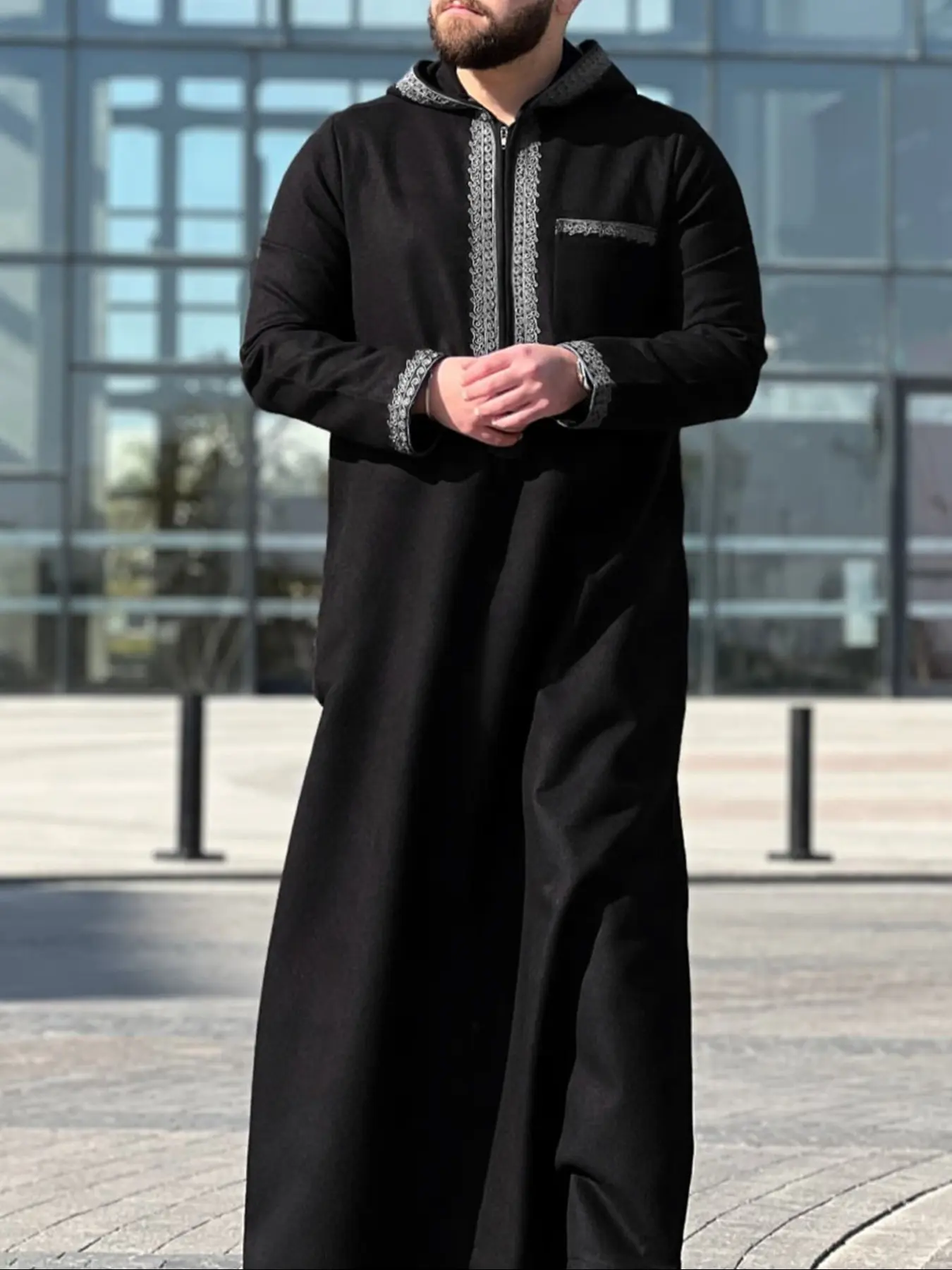 Muslim men's thobe Moroccan style long sleeves Embroidery Detail hooded design hanging fabric, Islamic Loose Fit men's Jelleba men's traditional clothing suitable for All Seasons Wear, festivals, party gifts
