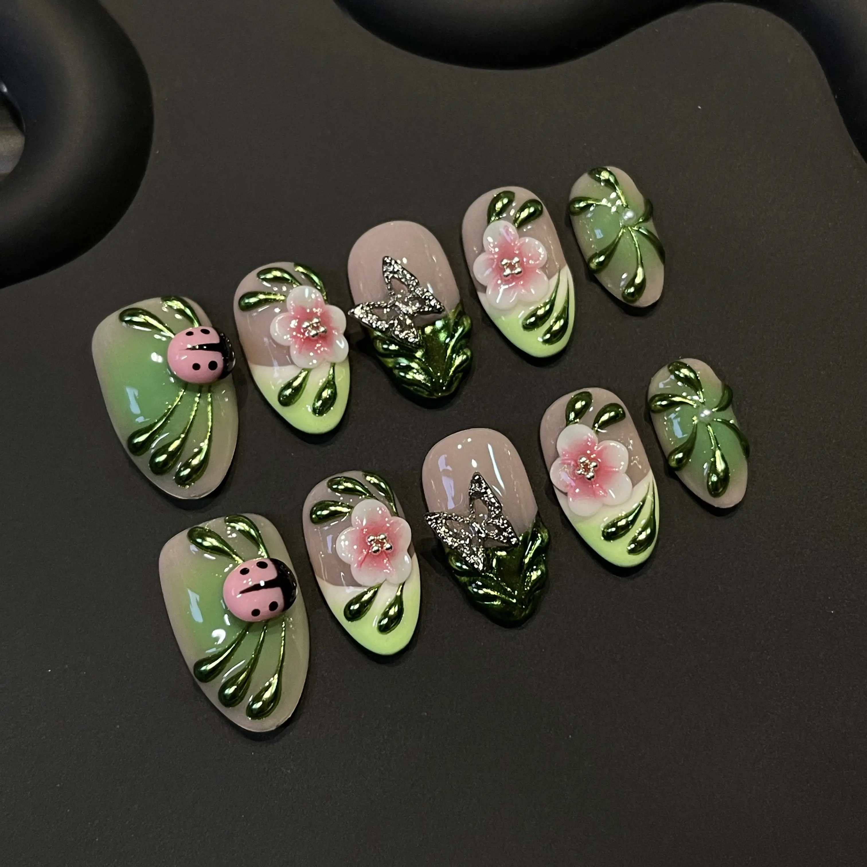 Garden Bug | NailShenZi 10 PCS Handmade Press on Nail REUSABLE 3D Gel Fake Nails 100% Handcrafted Reusable，Long-Lasting，Salon-Quality