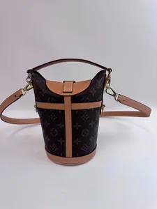 Pre-owned Louis Vuitton canvas Crossbody Bags Monogram LV Sac Duffle Handbag【Senza 1】