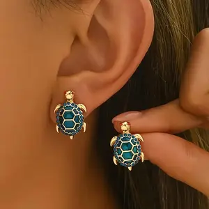 Women's Enamel Gemstone Inlaid Sea Turtle Stud Earrings - 1 Pair Drip Oil Whimsical Animal Character Beach Charm Coastal Charm Decoration Jewelry for Summer Beach Vacation & Daily Wear, Delicate Gift, Whimsical Earrings, Animal Character Earrings