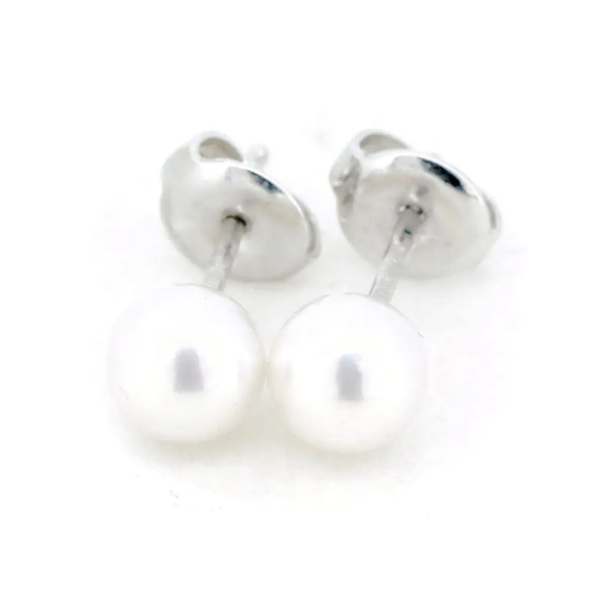 Mikimoto Pearl Au750 White Gold Earrings