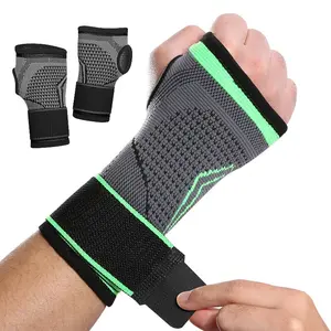 Outdoor Sports Adult Weightlifting Fitness Wrist Guard Pressurized Breathable Palm Guard Non-slip and Wear-resistant Knitted Wrist Guard 8 figure straps