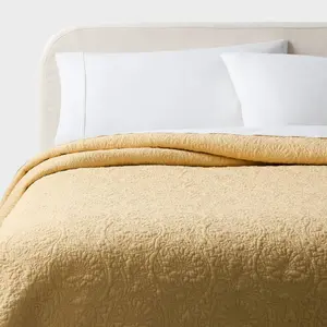 Full/Queen Heirloom Floral Stitch Quilt Yellow - Threshold