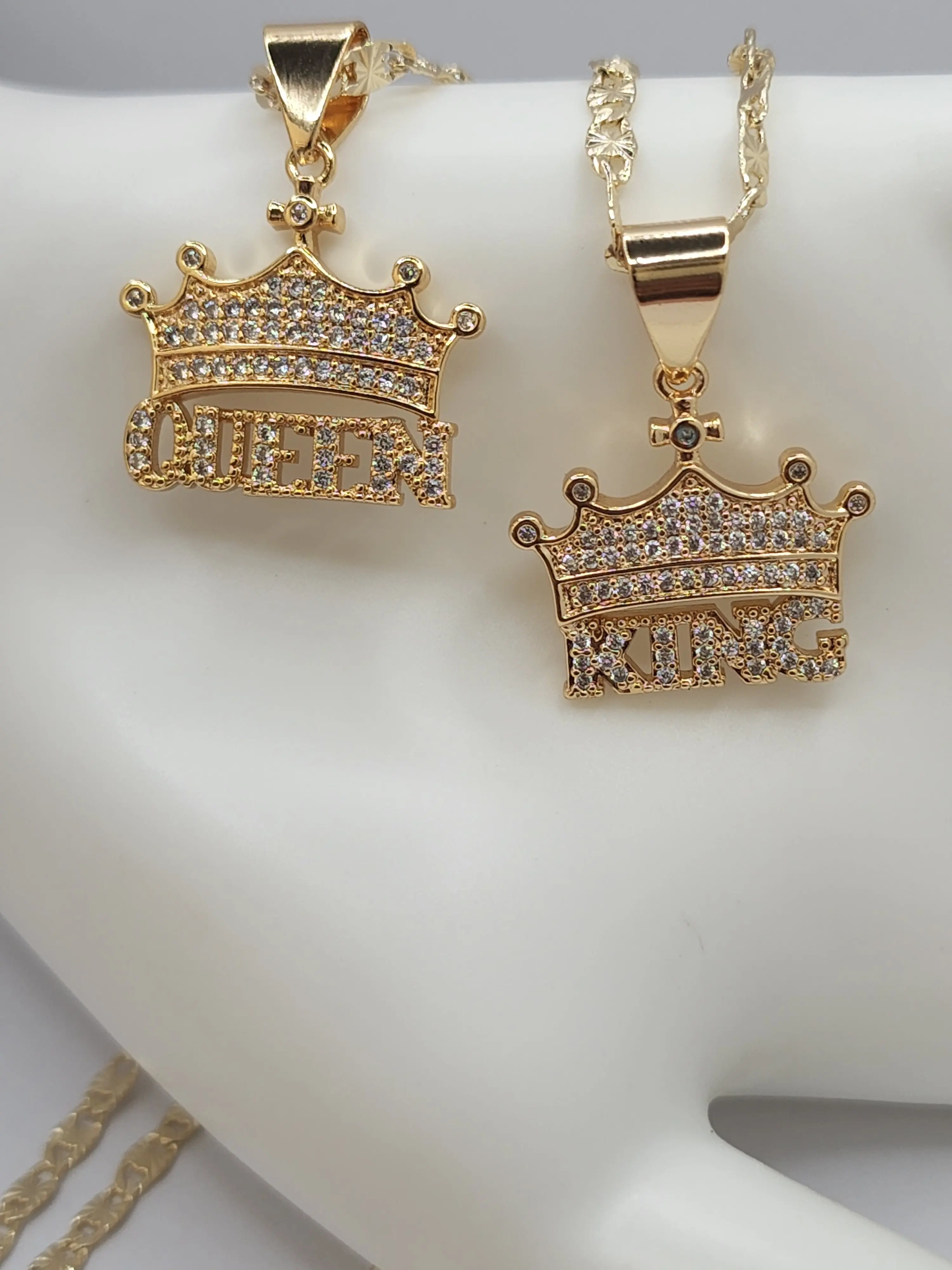 KING & QUEEN couple chains gold plated 2 chain included
