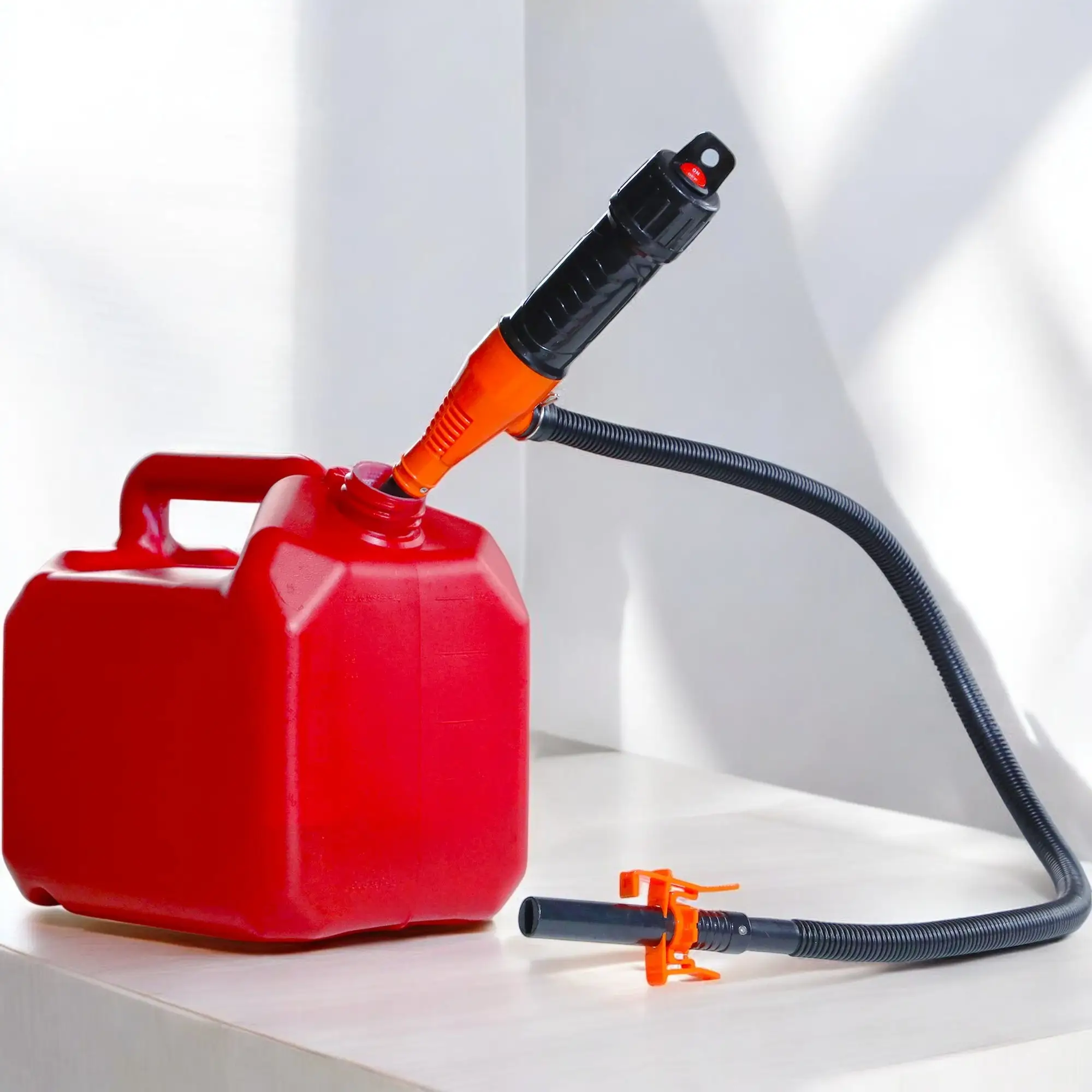 Portable Batterypowered Water Pump - Electric Oil Pump for Gas,Fuel,Transfer 2.6 GPM Flow,Car Fuel Tank Oil siphon Pump,fuelsiphon Truck Accessories