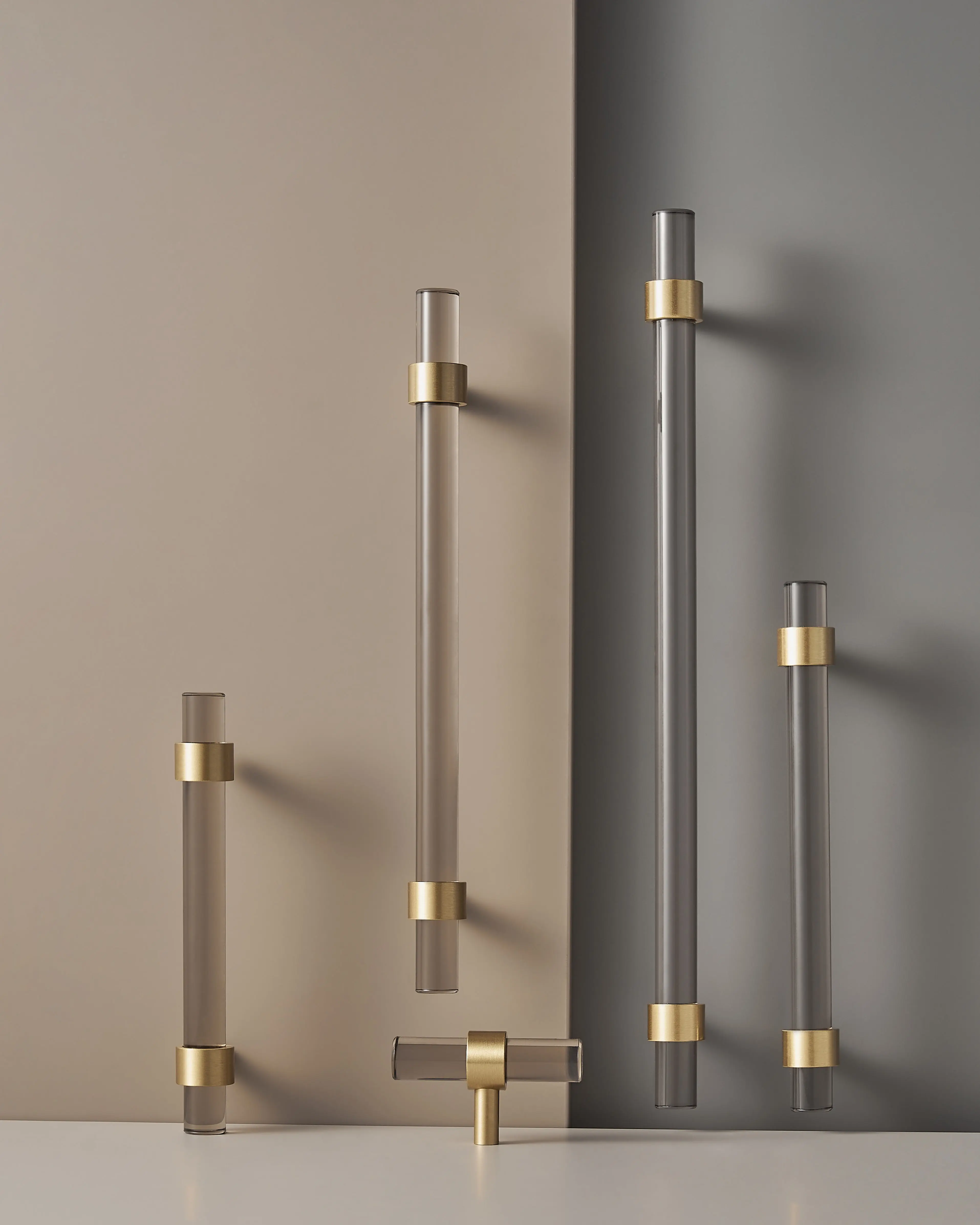 CATSKILL CLEAR SMOKE ACRYLIC CABINET PULL