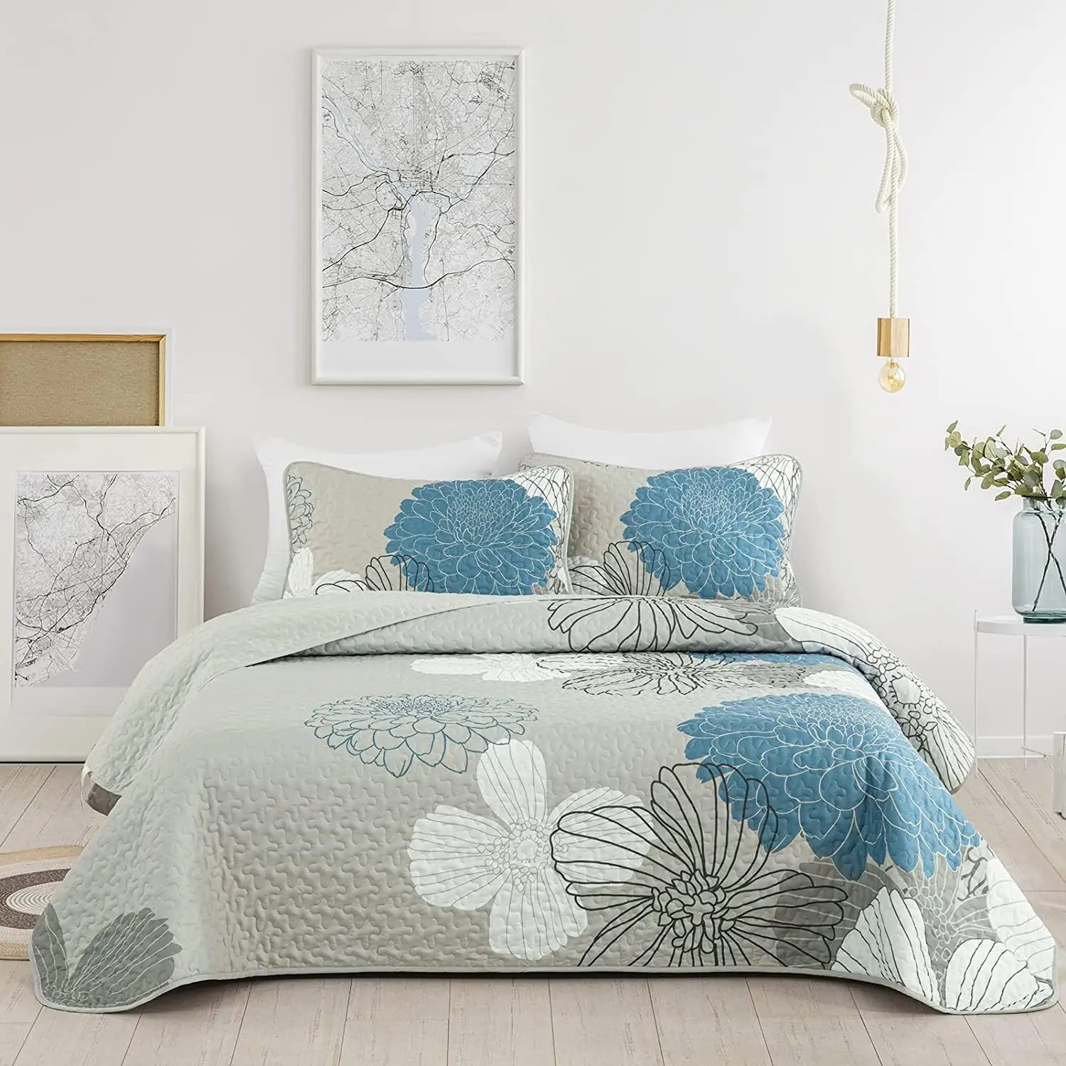 Blue Floral Pattern Queen Size Quilt - 3 Quilt Coverlet Bohemian Bedspread with 2 Pillowcases Lightweight Quilt for Adults (Blue,90"x90")