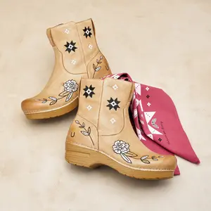 Jenni Boot Honey Distressed