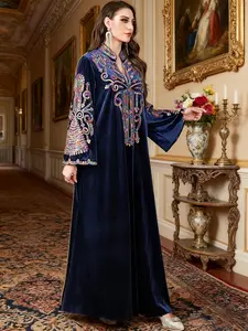 Elegant Muslim Abaya Dress Long Sleeve Geometric Pattern, Loose Fit Thick Velvet Fabric for Fall & Winter, Modesty Muslim Clothing, Islamic Women Fashion