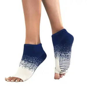 Tucketts Effervescent Blue Anklet Grip Socks for Yoga, Pilates, Barre & More, Anti-Slip & Moisture Wicking, Women's US 6-9, All Seasons
