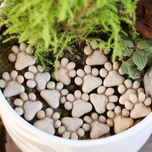 20 pieces cat paw pedal stone resin garden pedal stone outdoor decorative stone suitable for garden lawn walkway bonsai decoration, cat love holiday souvenirs, Garden Accessories