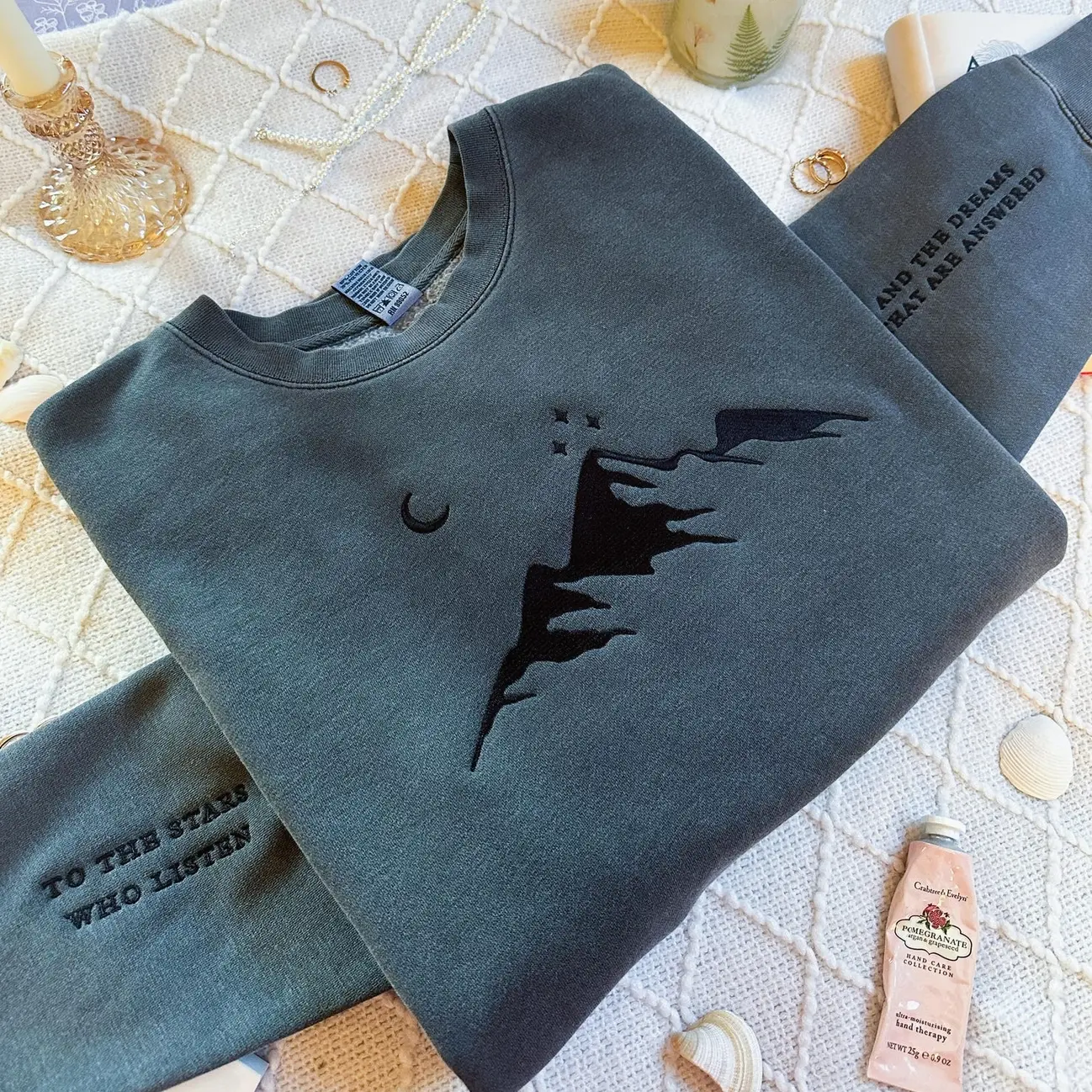 ACOTAR Double Sleeve Embroidered T-shirt/ Sweatshirt/ Hoodie, Stars Acotar Merch Acotar Sweater Velaris Acotar Shirt Sjm Merch Maas, Unisex Crew Neck Pullover for Men Women