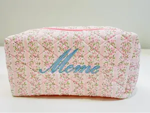 custom makeup bag,Bridesmaid Gift,Personalized Floral Makeup Bag,custom toiletry bag, Bags Handmade Quilted Cosmetic Bag,Travel Makeup Pouch, meaningful gifts