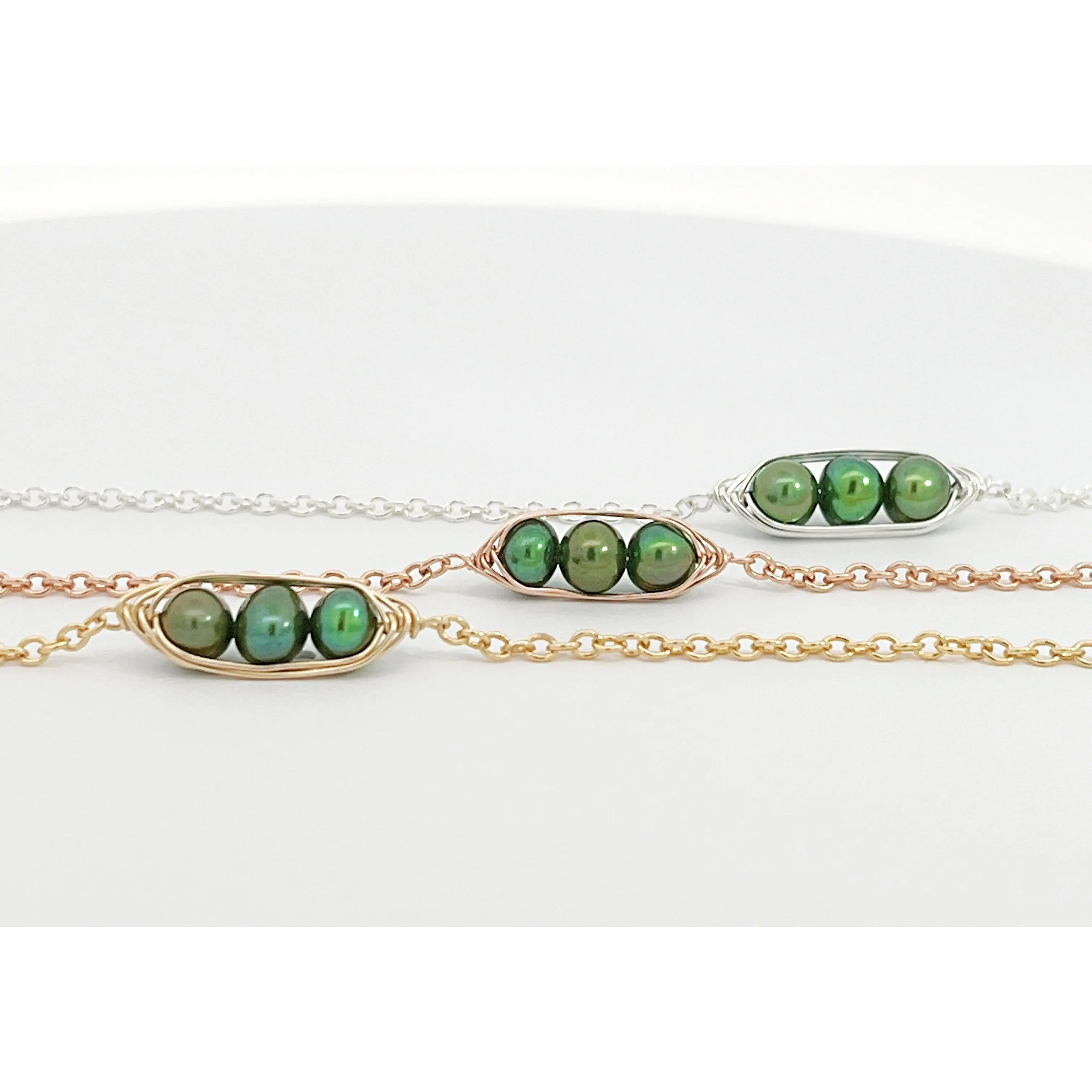 Custom Peas in a Pod Pearl Bracelet (Single Bracelet)