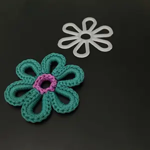 30pcs White Plastic Chrysanthemum Crochet Charms, DIY Handmade Six-Petal Flower Embellishments for Knitting and Crafting Accessories