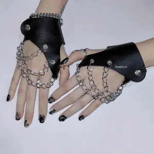 Punk Half-Finger Fingerless Gloves with Chain, Cool Personality Accessory for Nightclub Dance Show Motorcycle Cosplay Street Dance