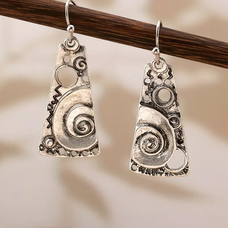 Vintage Boho Geometric Spiral Statement Earrings, Elegant Ethnic Style Dangling Earrings for Women, Handcrafted Dainty Fashion Jewelry Gift Idea, Stylish Jewelry, Trendy Fashionable Accessories