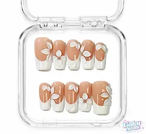 GakuNails VANILLA CREAM Press-On Nails, 10-Piece Multi-Pack Medium Square Handmade French Tip with 3D Flowers, Builder Gel Material, Customized Selectable Sizes, Reusable Decoration, Diy Nail Art