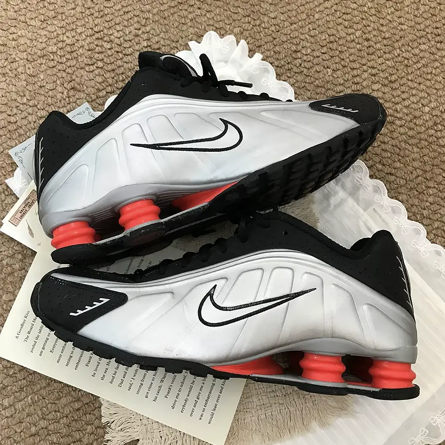 Nike Shox R4 Male Lifestyle Trainer - Black Metallic Silver, Solid Foam, Vintage-Inspired Shock-Absorbent, Casual Sports Sneakers, Running Shoes, HQ1988-002 (2025), US7, US8.5, Back to School, Travel Essential Footwear,outdoorfun