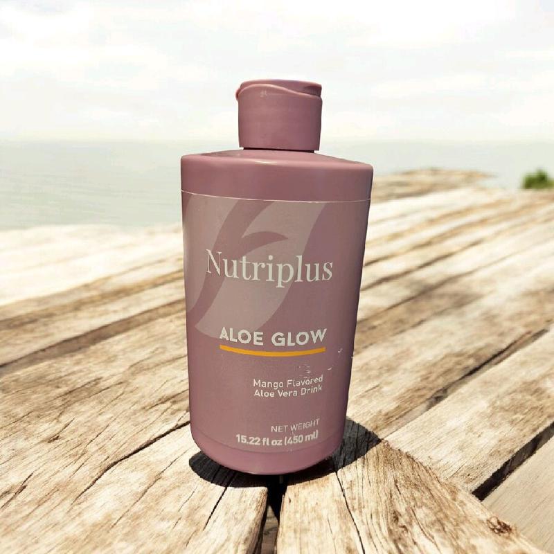 Nutriplus Aloe Glow Mango Drink Natural Antioxidant Boost Hydrating Soothing Aloe Vera Mango Flavor 450 mL