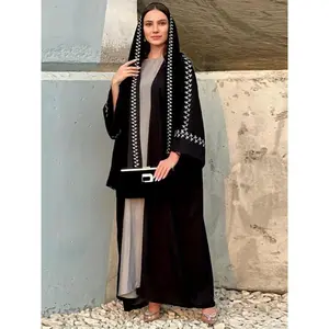 Women's Embroidery Batwing Sleeve Abaya, Elegant Long Sleeve Open Front Abaya for Party Holiday, Women's Islamic Clothing for Fall & Winter