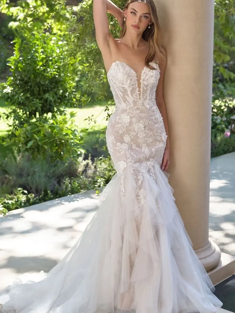 Mermaid Fitted Lace Sheer Wedding Dress with Elegant Floral Embroidery and Soft Tulle Veil (non returnable) - TikTok Shop Mermaid Fitted Lace Sheer Wedding Dress with Elegant Floral Embroidery and Soft Tulle Veil (non returnable) - TikTok Shop