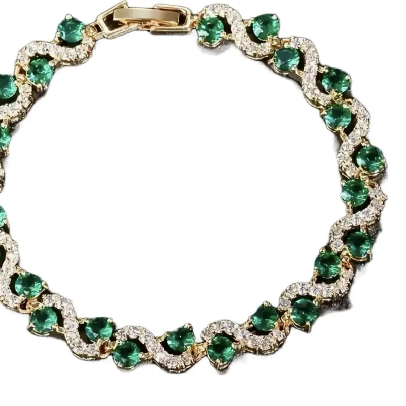 Collar de diamantes verdes