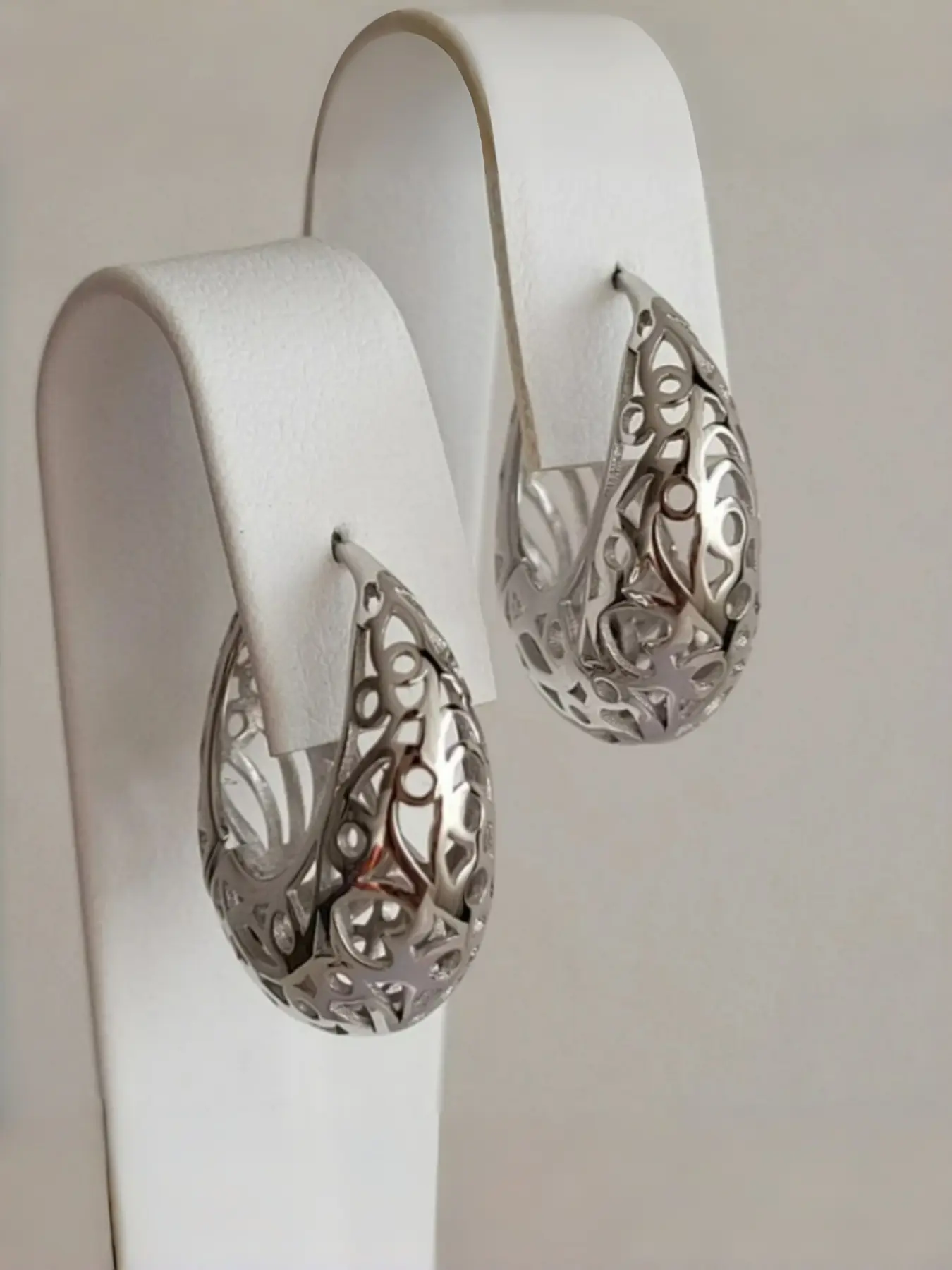 One Pompom Earrings, Copper Silvery Hoop Earrings Curlicues, Carved Flowers, Pattern, Drop Dangle Earrings Perfect For Everyday Holidays And Occasions, Perfect Gift For Ladies And Girls, Fashionable