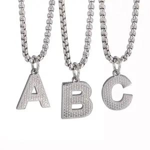 Stainless steel 26 English initials pendant square pearl necklace for men and women without fading jewelry gift