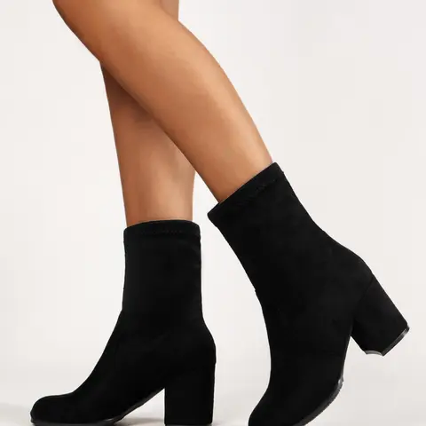 Classic Women's High Heel Elastic Socks Boots for Fall & Winter, Chunky Heel Short Booties, Fashionable Round Toe Suede Ankle Boots