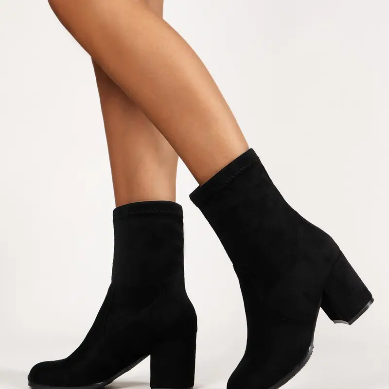 Classic Women's High Heel Elastic Socks Boots for Fall & Winter, Chunky Heel Short Booties, Fashionable Round Toe Suede Ankle Boots
