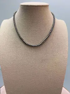 Faux Silvertone Pearl Style Choker - 4mm