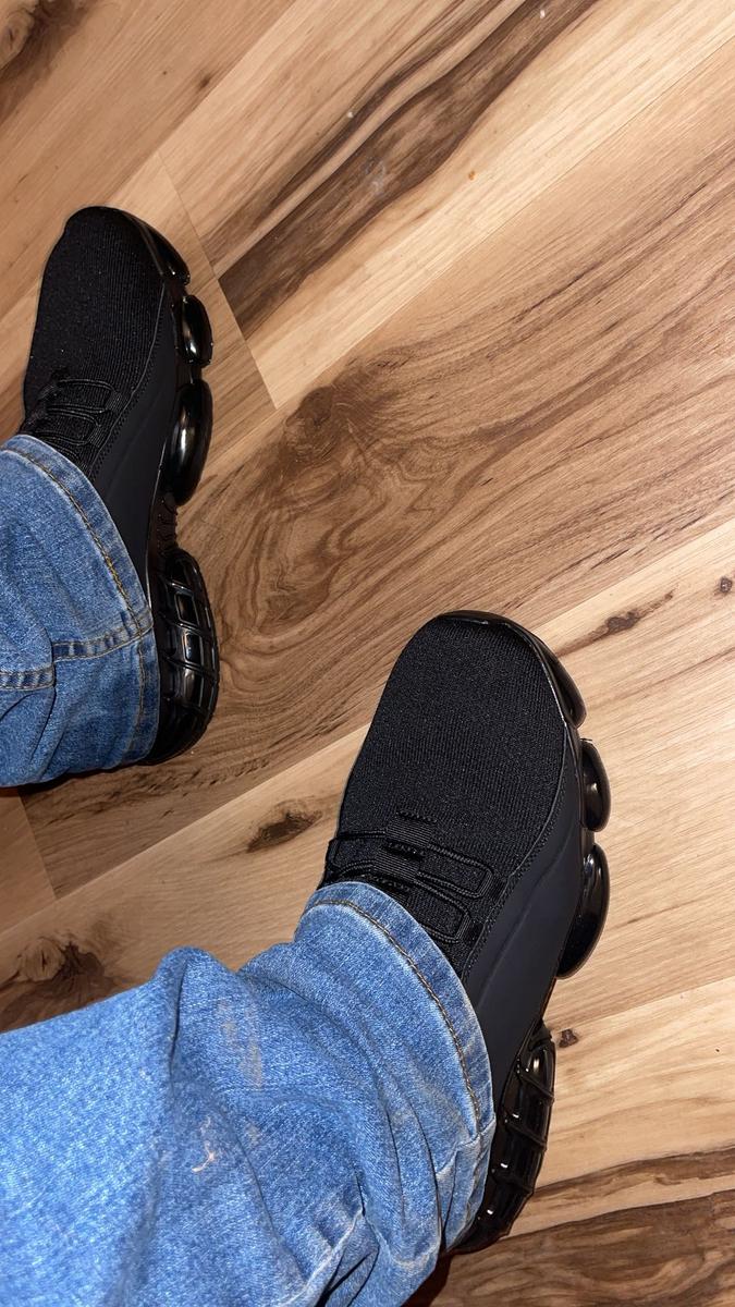 Item: N02black, 11.5