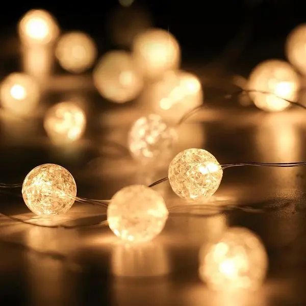Globe String Lights for Bedroom, Decorative Lightning, Christmas Lights, Crystal Crackle Ball Lights 10Ft 30 LED Soft White Battery Operated Fairy Lights Perfect for Valentine's Day Decor