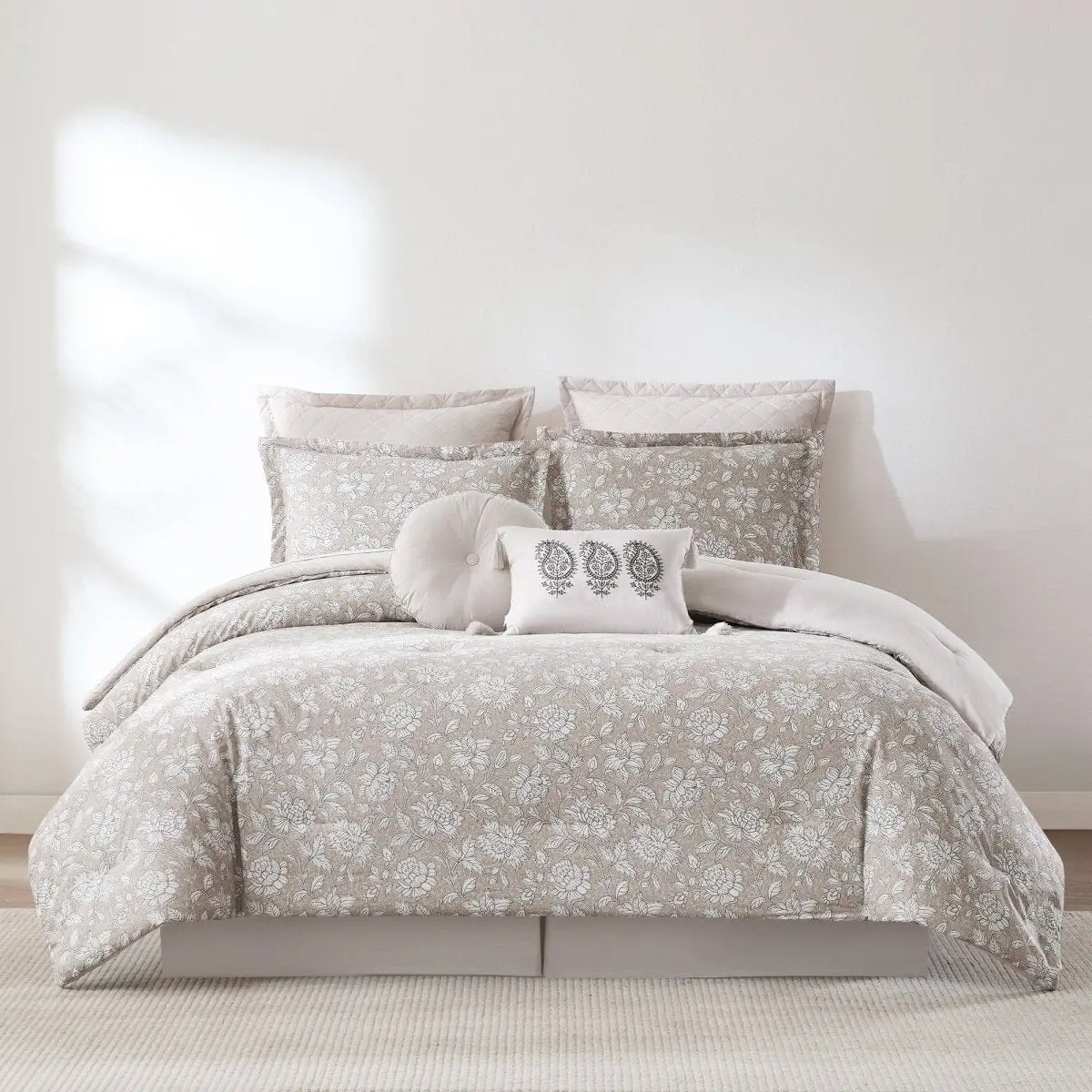 Lush Decor Zara Floral Block Cotton Comforter 8Pc Set - Boho Modern Bedding with 100% Cotton, Medium Weight Polyfill, OEKO-TEX Certified, Machine Washable