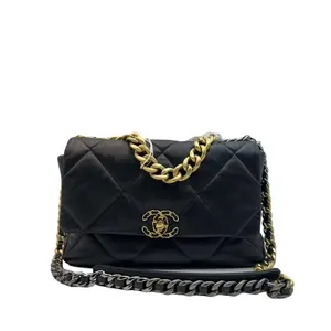 Pre-owned CHANEL FRANCE Crossbody Bags H1 Black Medium 19bag Chain Bag H02618